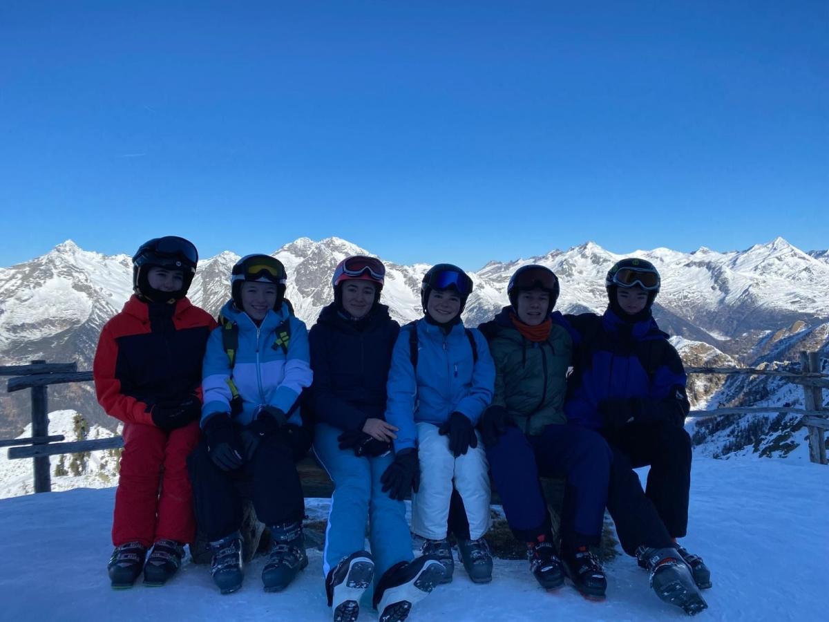 f975afd2-9bbe-4e35-8260-58614c3101151