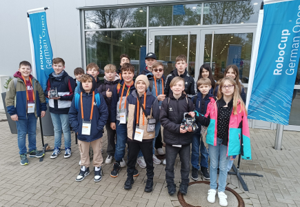 Team &quot;Das ist unser Name&quot; holt Platz 8 bei den Deutschen Meisterschaften im RoboCup Junior Rescue