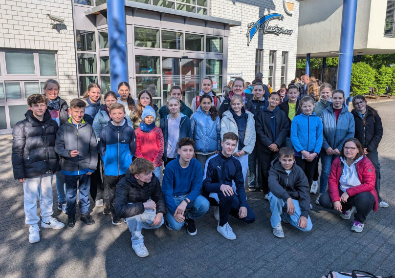 Gute Ergebnisse bei Jugend trainiert für Olympia Schwimmen