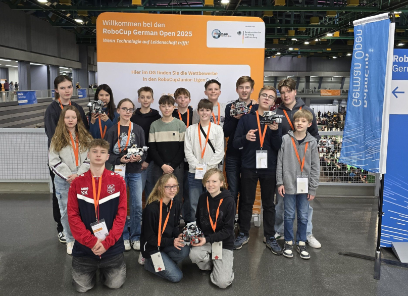 Großer Auftritt bei den Deutschen RoboCup-Meisterschaften: Sieben Teams des Gymnasiums Langenhagen waren dabei
